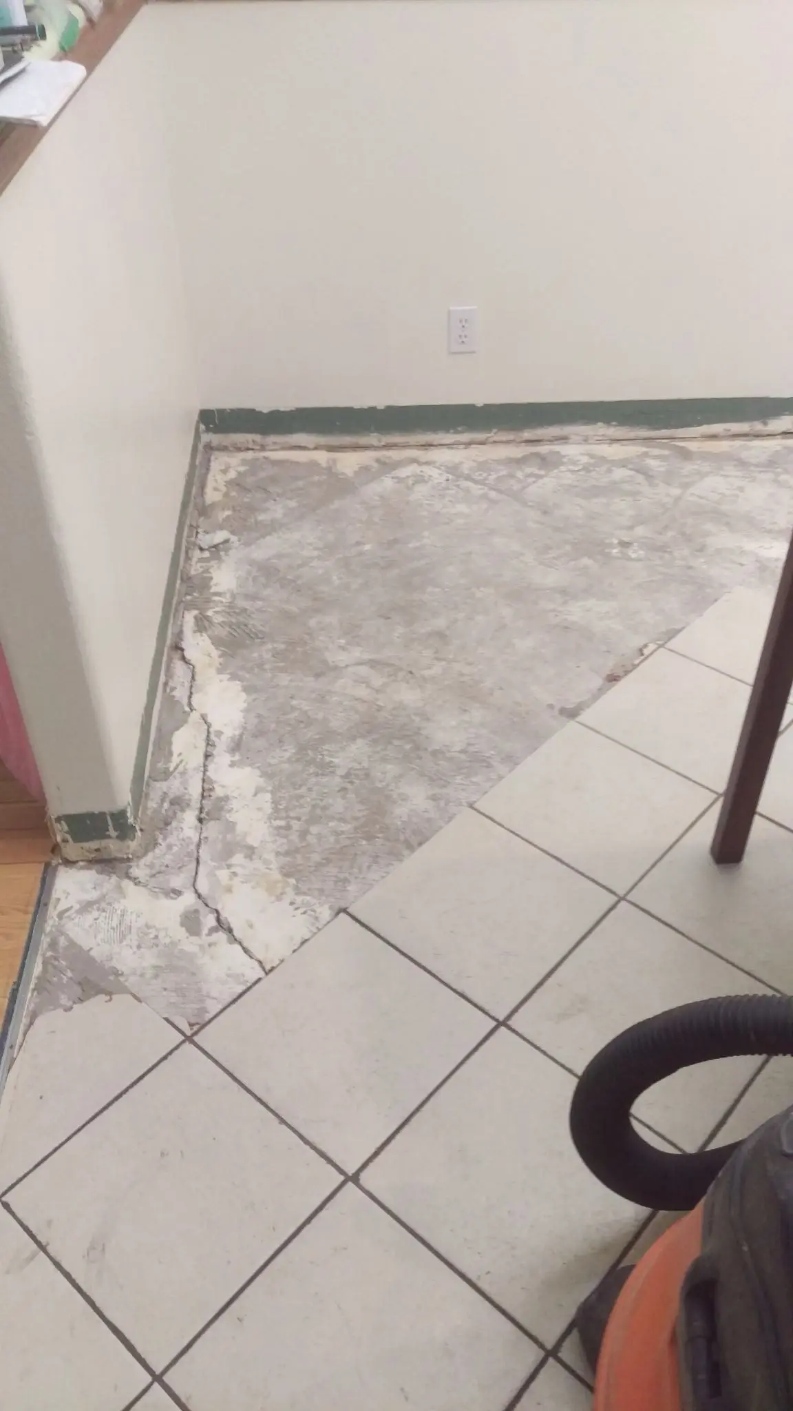 Tile removal, corner detail
